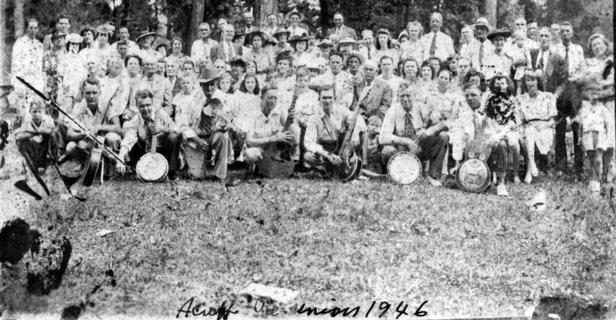 images/main_sliders/Acuff_1946_Reunion_Photo_Edited.jpg